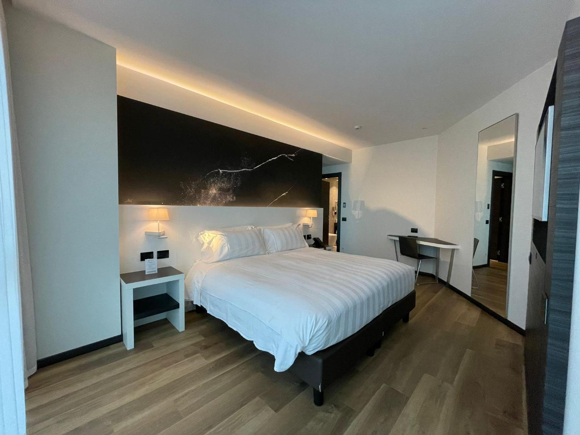 Life Hotel Bergamo Exterior photo